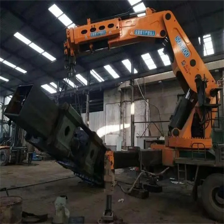 沧州运河200吨折臂吊出租