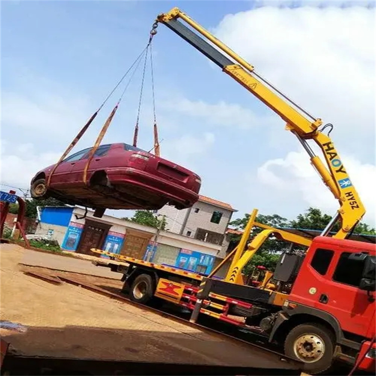 沧州运河吊车吊汽车的正确方法